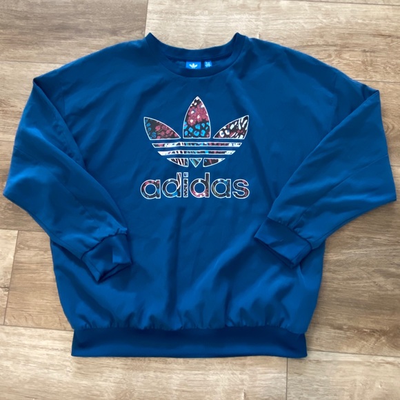 Adidas Pullover - Picture 1 of 3